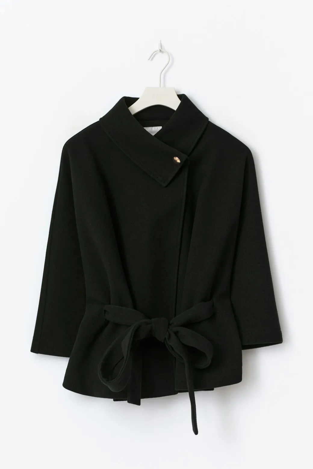 14+ belted cape