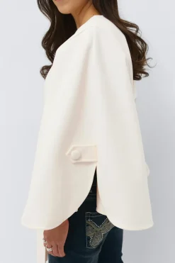 14+ belted cape
