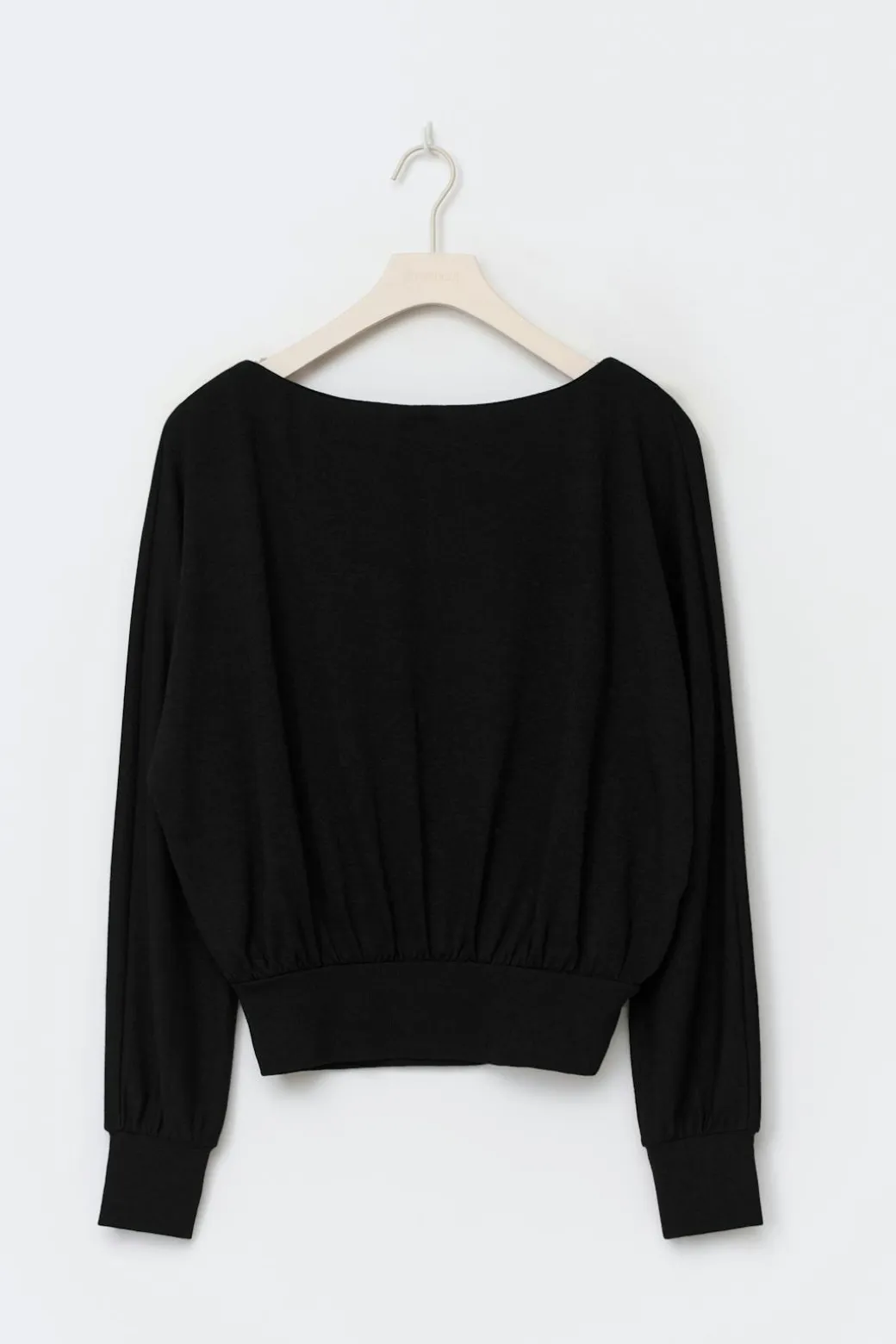 Boatneck top