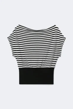 Boatneck top