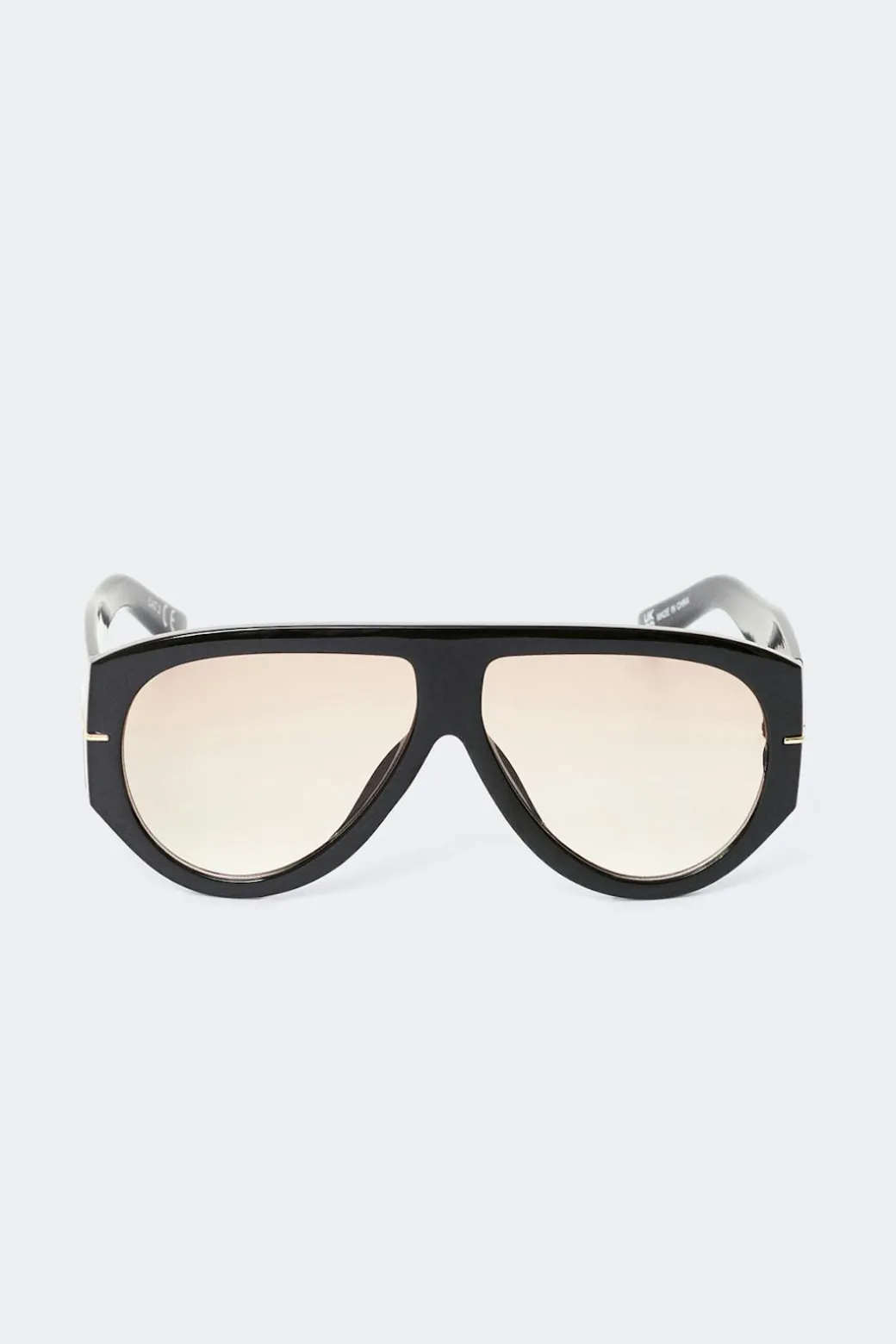 Bold aviator sunglasses