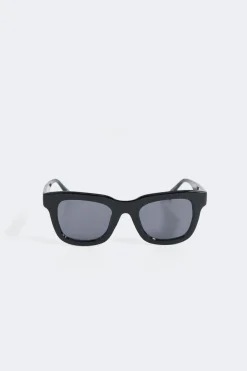 classic chunky sunglasses