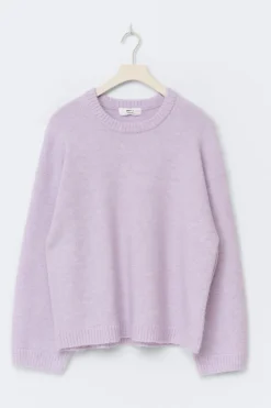 Crew neck knitted sweater