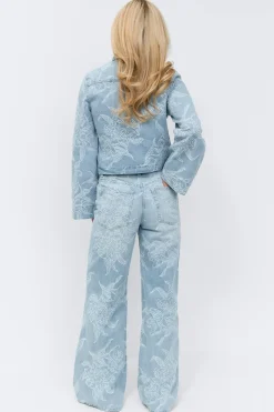 Embroidery jeans