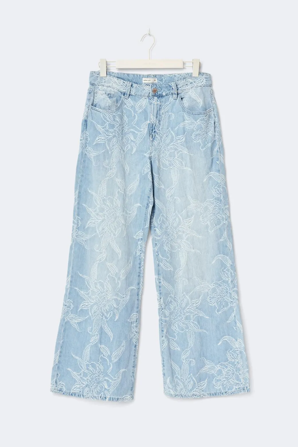 Embroidery jeans