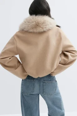 Faux fur collar jacket