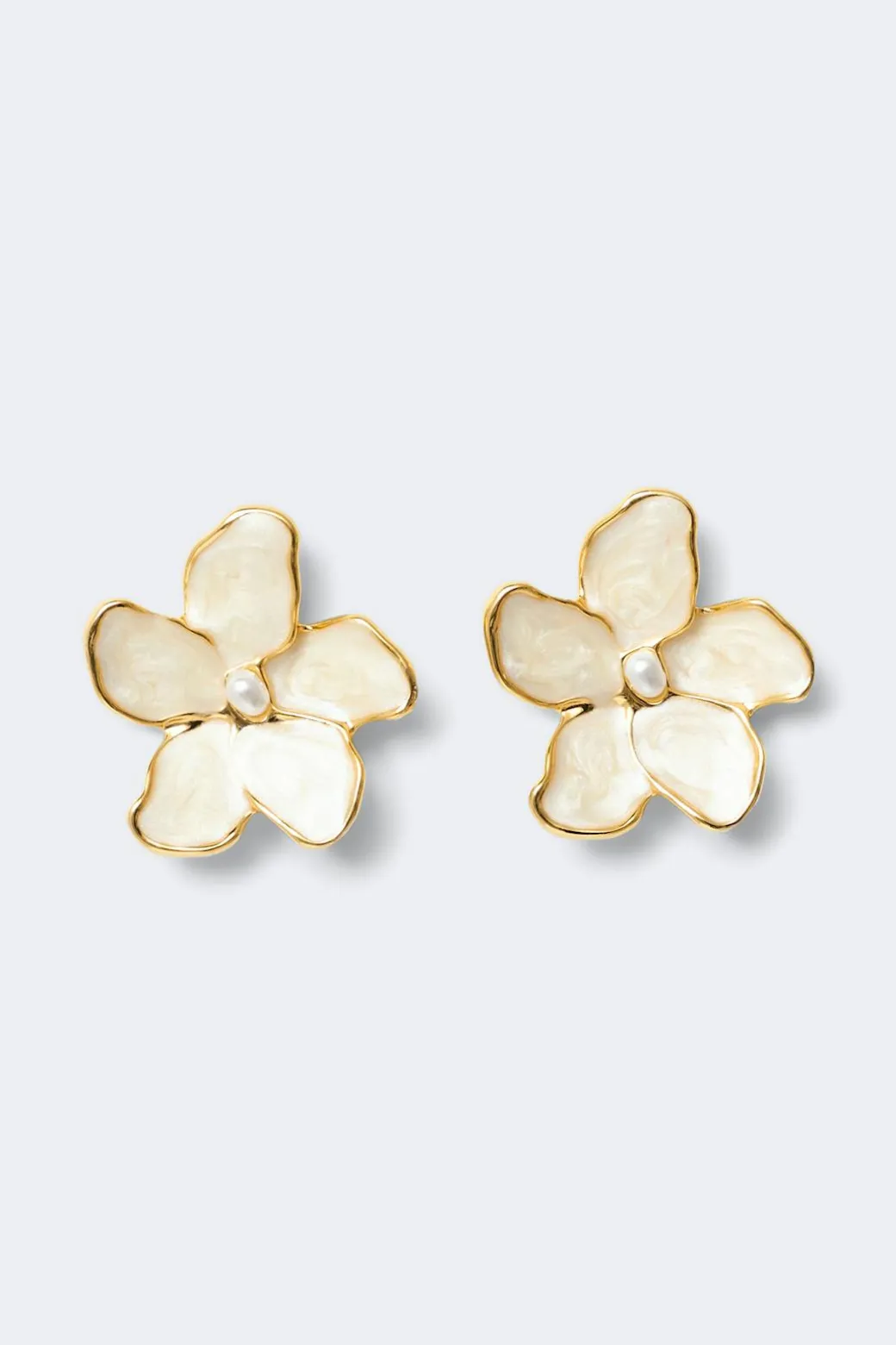 Flower earrings