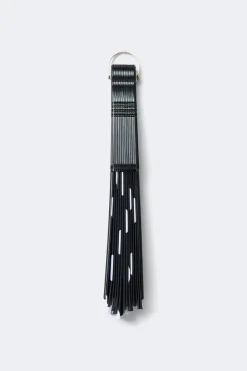 Folding hand fan
