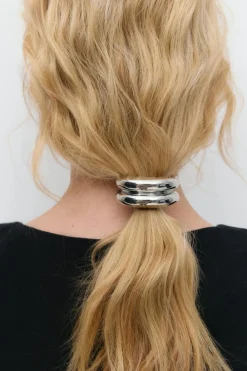 Hair tie