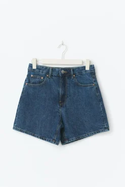 High waist denim shorts