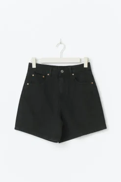 High waist denim shorts