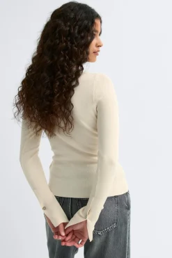 Knitted cardigan