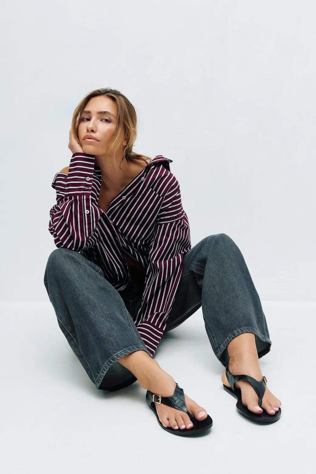 Low wide jeans