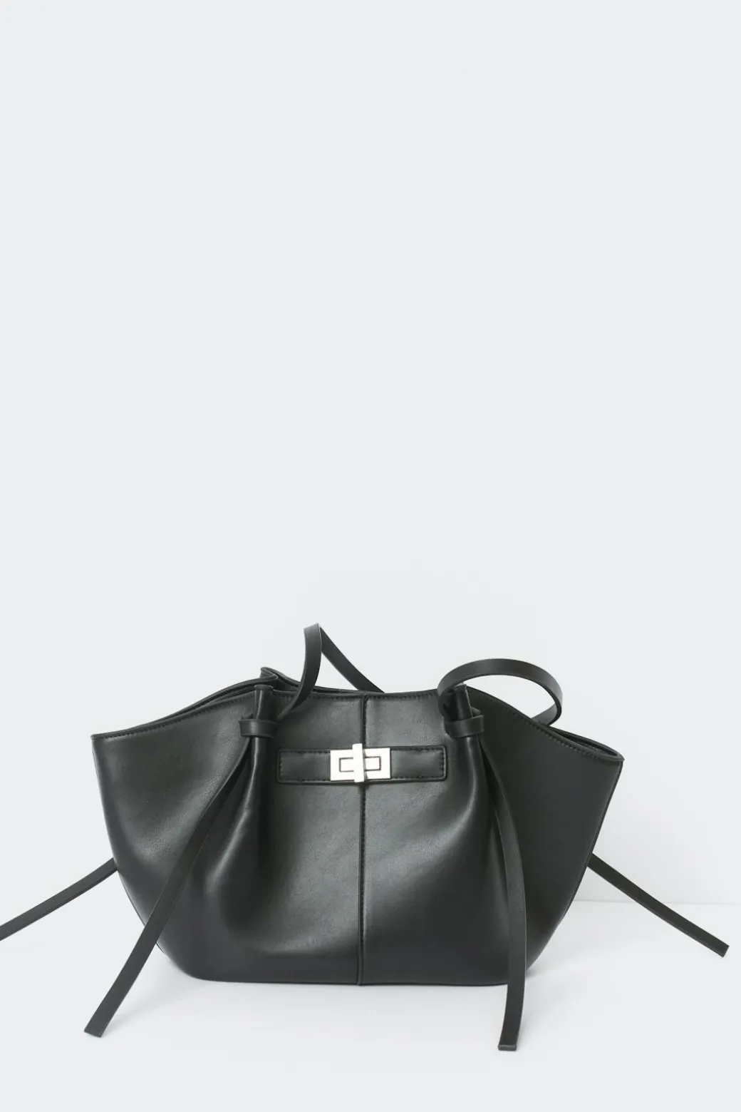 Midi long strap bag