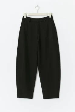 Mid waist barrel trousers