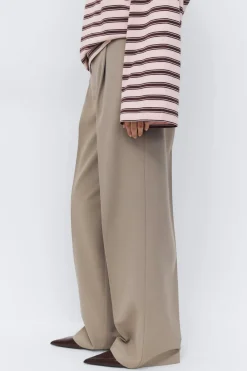Mid wide pleated trousers