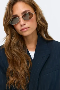 Oval metal frame sunglasses