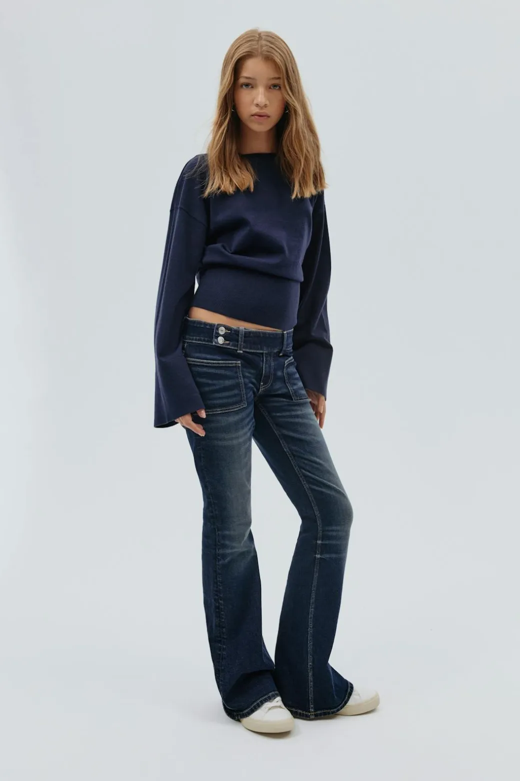 Pleated flare jeans