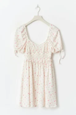 Puff sleeve dress