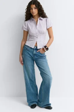 Puff sleeve shirt