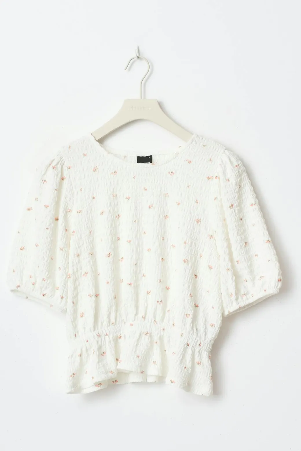 Puff sleeve top