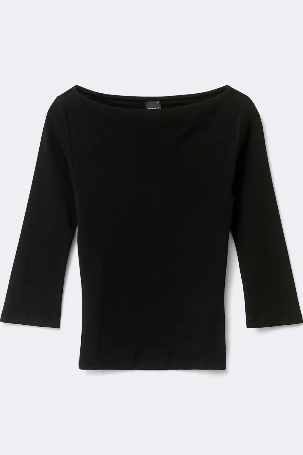 Quarter sleeve boatneck top