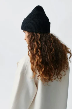 Rib beanie