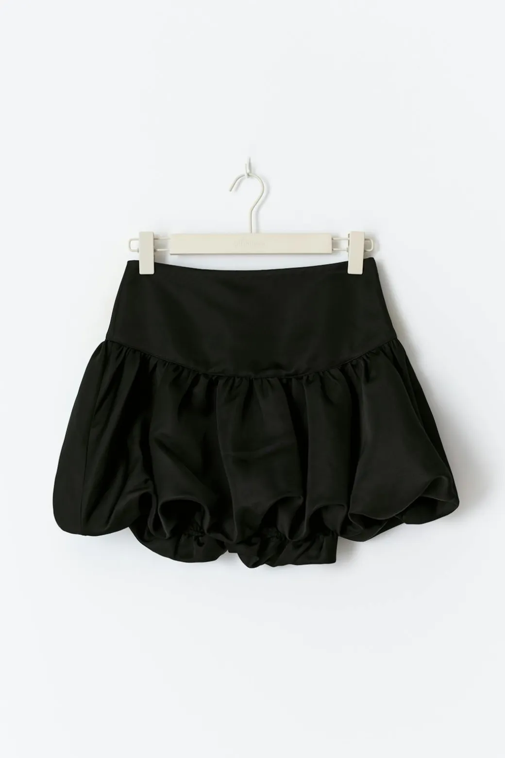 Satin balloon mini skirt