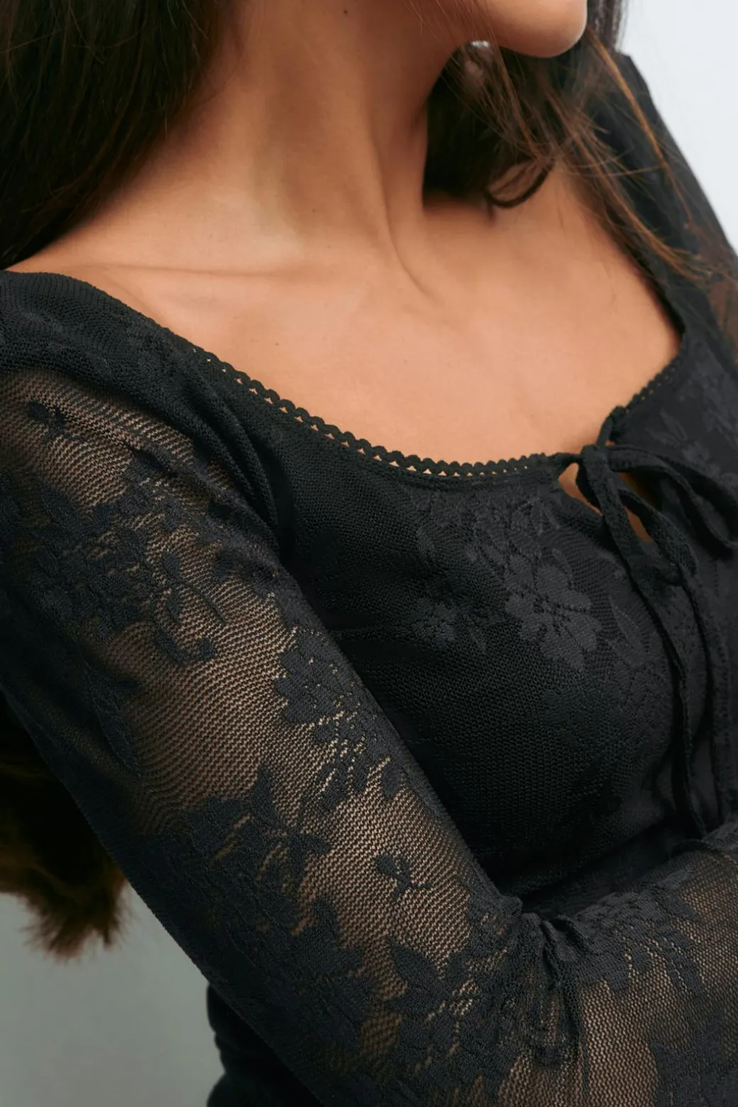 Scoop neck top