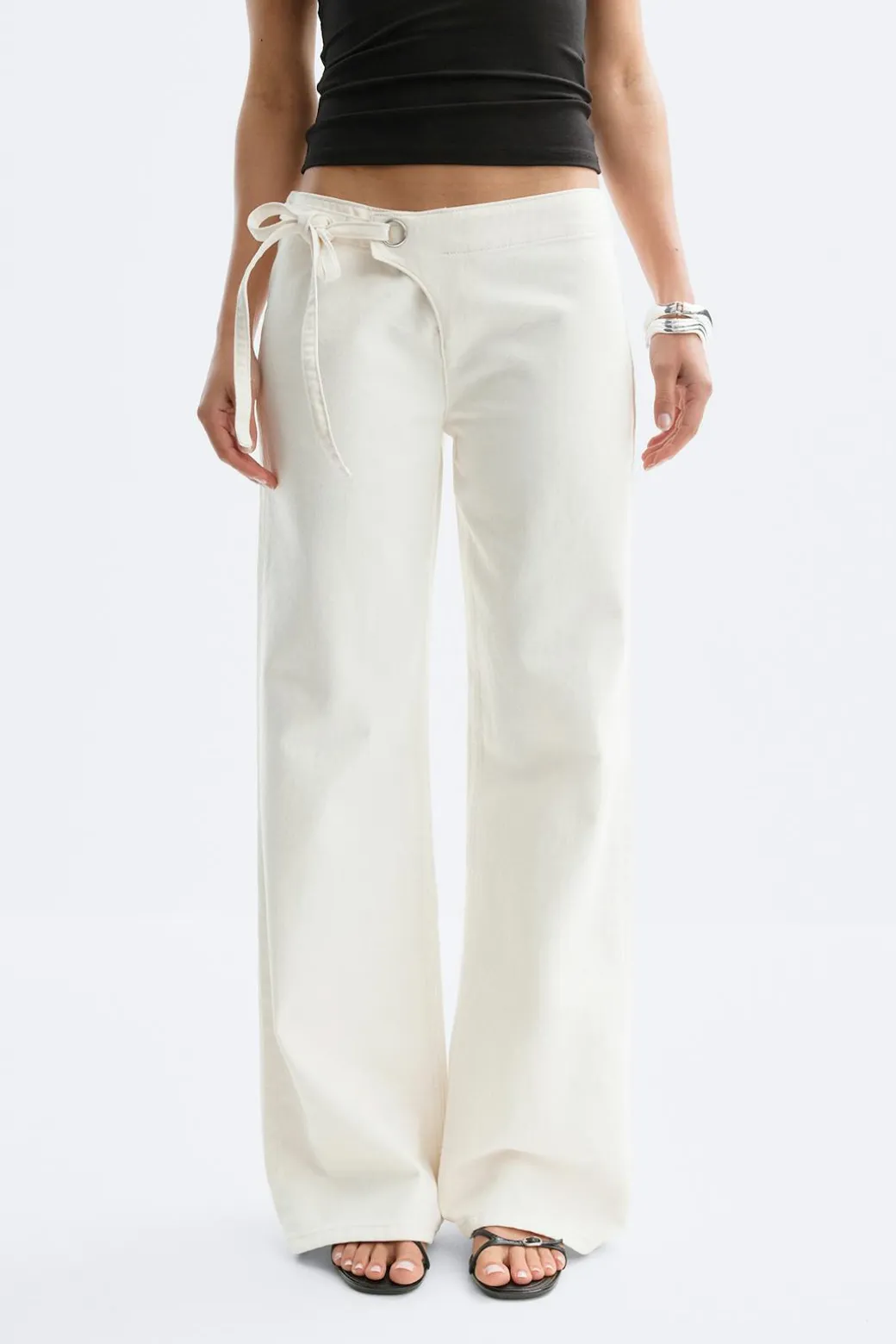 Side knot jeans