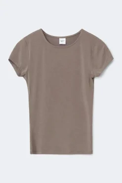 Slim fit top