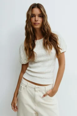 Textured puff sleeve top