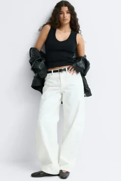 Tight v-neck rib tank