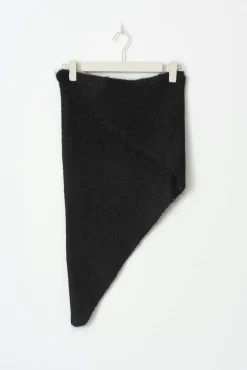 Triangle scarf