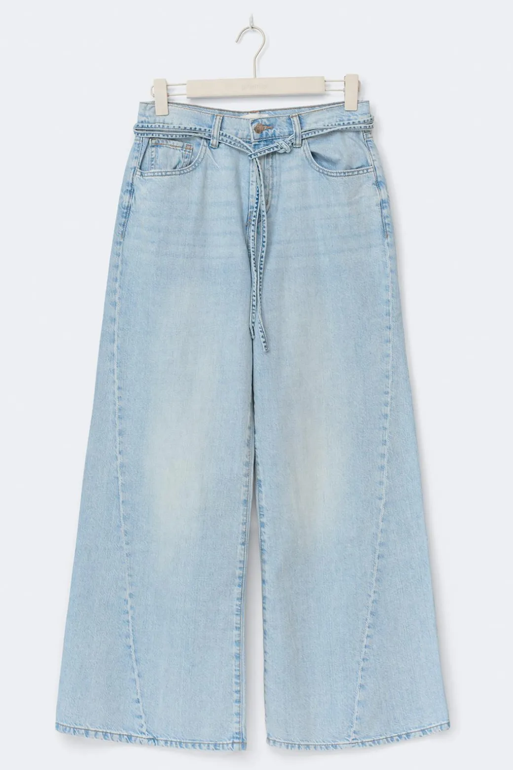 Twisted wide jeans