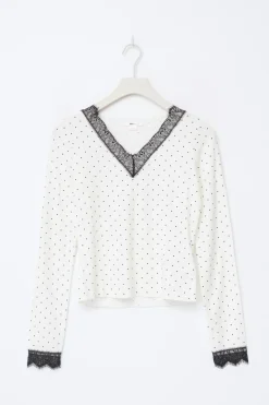 Y lace top